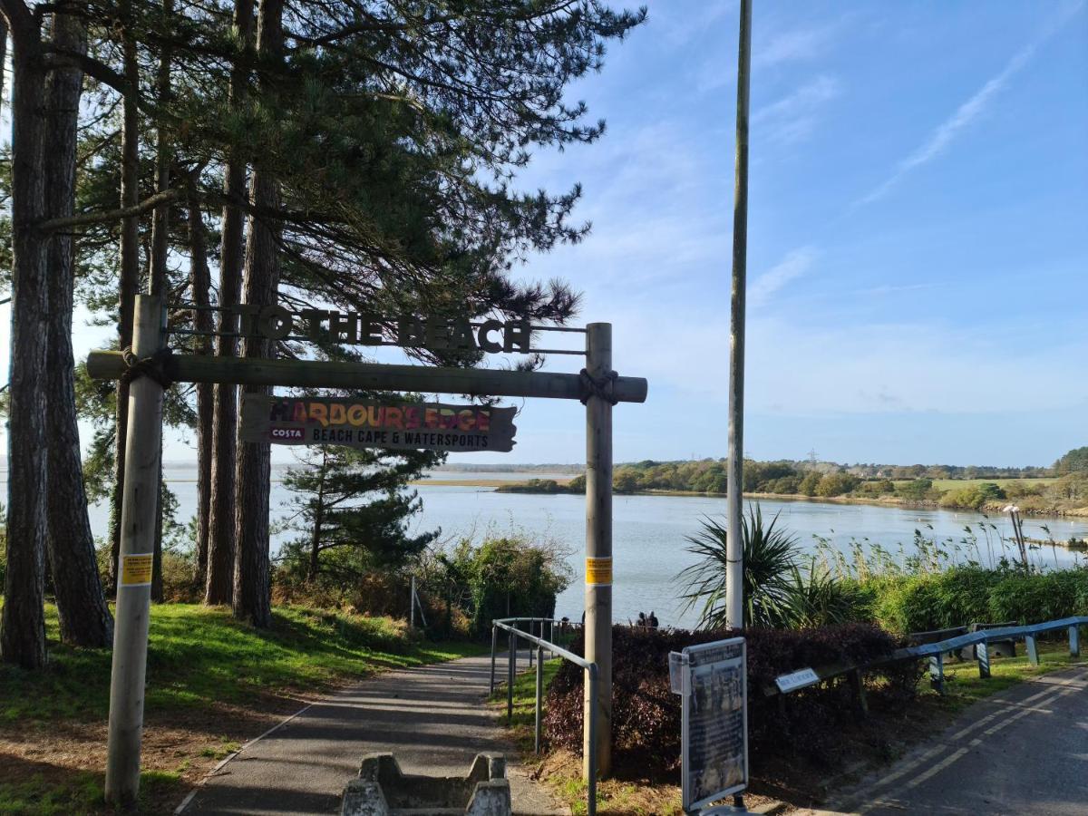 Escape City Caravan Lytchett Minster Exterior foto