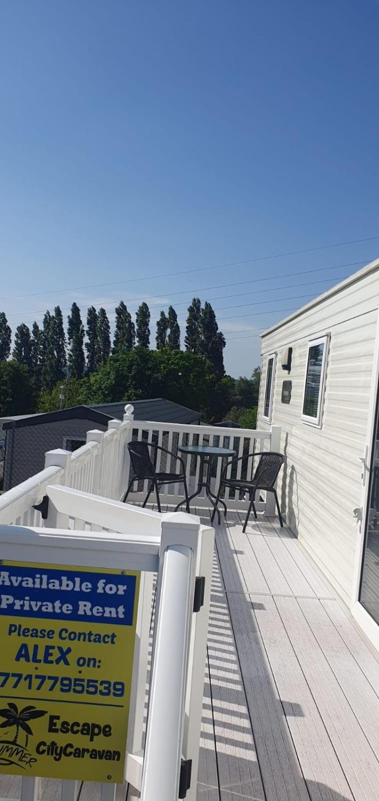 Escape City Caravan Lytchett Minster Exterior foto
